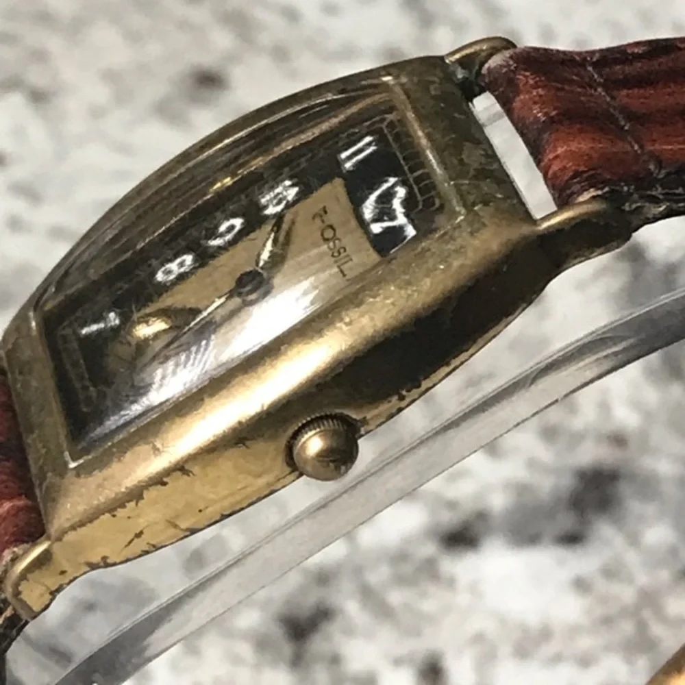 Vintage 1995 Fossil Watch Art Deco VT- 2505